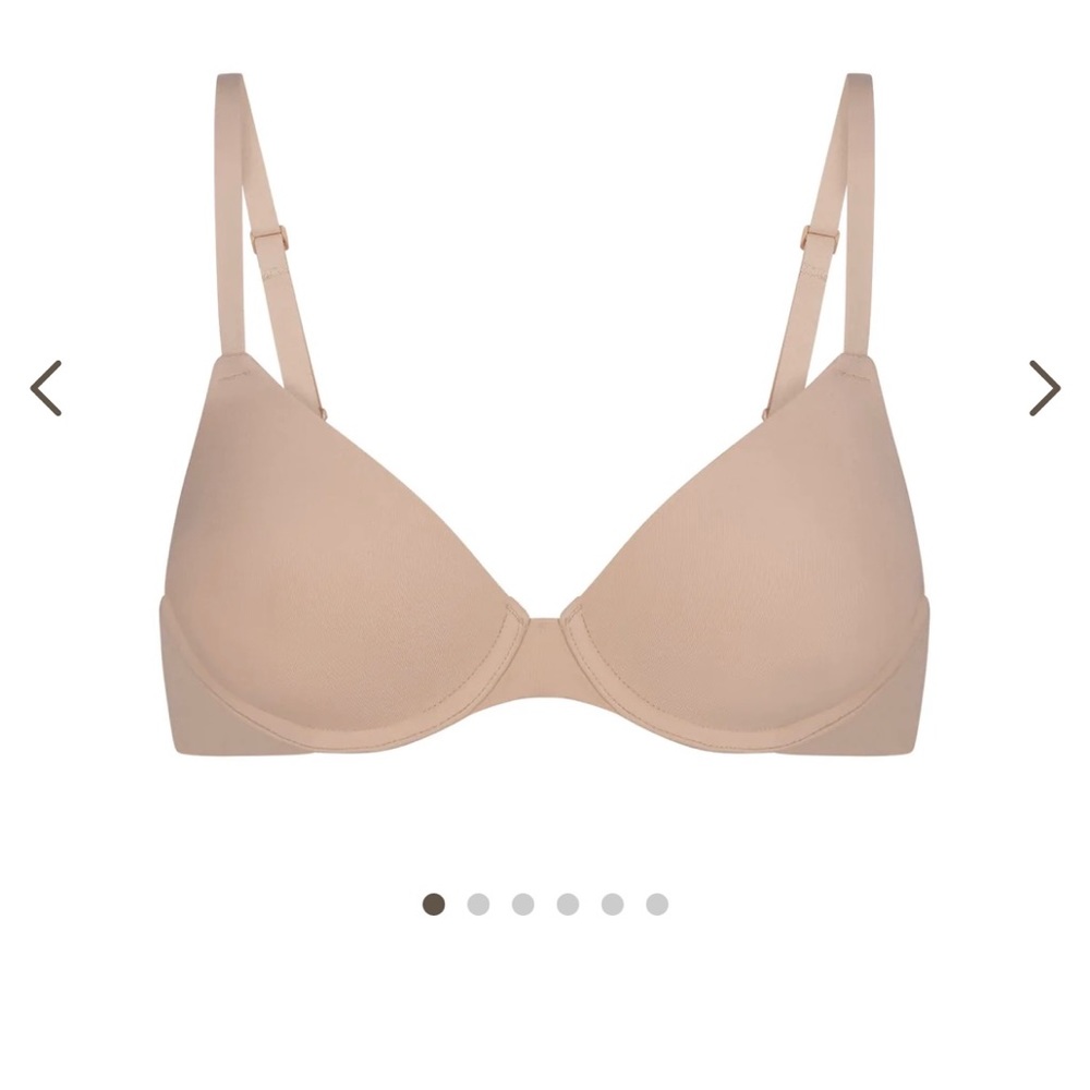 SKIMS FITS EVERYBODY T-SHIRT BRA 42C Color: Mica
